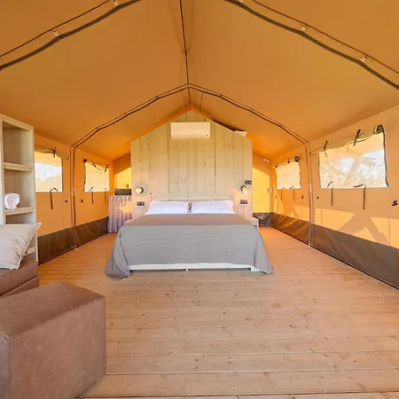 Delfino Tuscany 3* Marina di Cecina